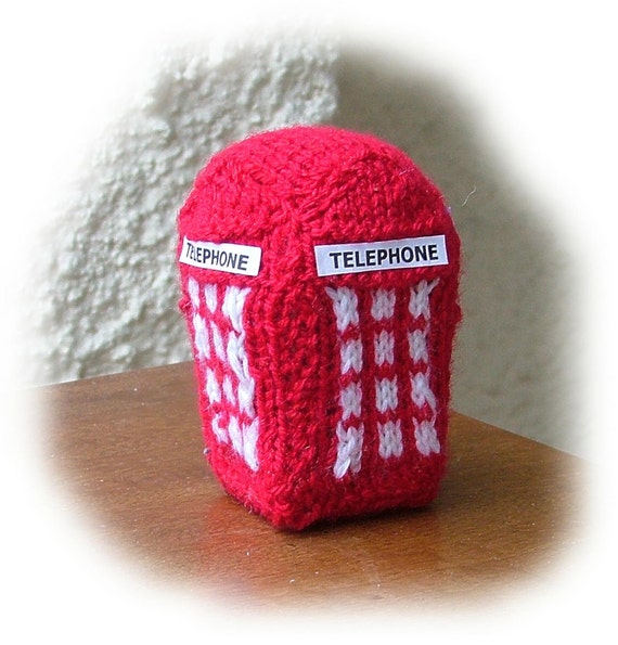 BRITISH TELEPHONE BOX  toy knitting pattern