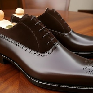 Handcrafted Brown Leather Oxford Shoes for Men – Two-Tone Brogue Design | Terra Hide