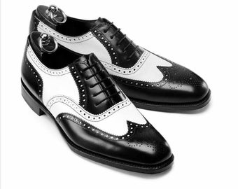 Zapatos Oxford brogue blancos y negros hechos a mano para hombre / Zapatos de vestir clásicos de cuero