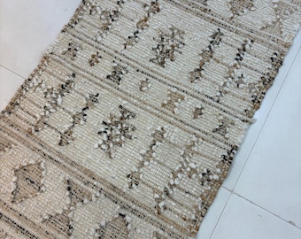 Carpette tissée crème bohème - Carpette d'appoint texturée en coton et jute avec franges