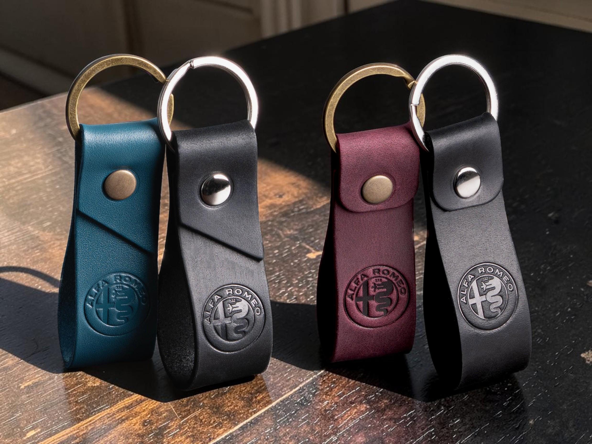 Alfa romeo keychain - Etsy 日本