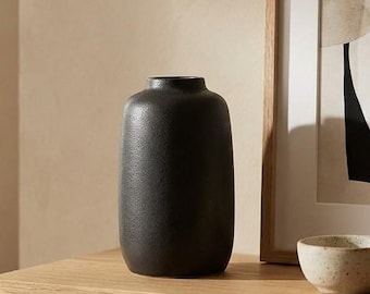Skandinavische Keramikvase, Mattschwarze Blumenvase, Minimalistisches Wohndekor, Japandi Tischdekor, moderner Wohnzimmerakzent