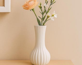 Modern Ribbed Ceramic Vase, Minimalist Nordic White Vase, Sculptural Home Decor, Contemporary Flower Vase for Shelf, Bathroom Decor