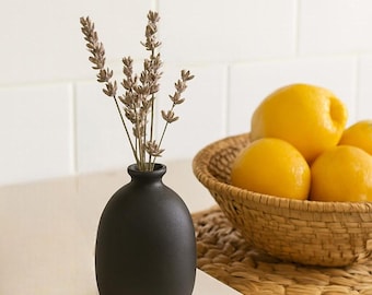 Schwarze Keramikvase, minimalistische Wohndekoration, nordische Vase, Japandi-Dekor, moderne Blumenvase, Trockenblumen, Tischdekoration
