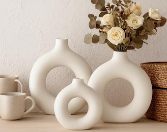 Boho Donut Ceramic Vase, Round Circle Vase Decor, Modern Minimalist Home Accent, White Beige Pampas Vase, Scandinavian Style Gift Idea