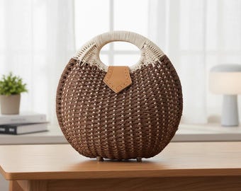 Handwoven Rattan Shell Purse – Bohemian Round Tote for Beach & Casual Days