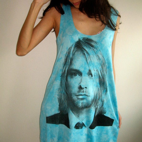 Kurt Cobain Nirvana Grunge Rock Alternative  Dress T-Shirt L