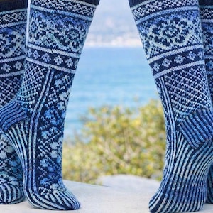 Knitted Socks Pattern PDF – Textured / Colorwork Socks – Digital Instant Download