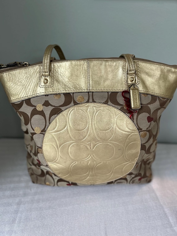 Coach Poppy Signature Canvas Heart Print Tote Bag Gold Metallic 