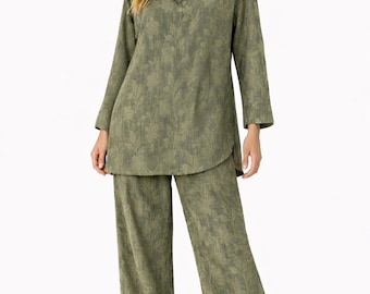 Textured Floral Tunic and Wide Leg Pants Set