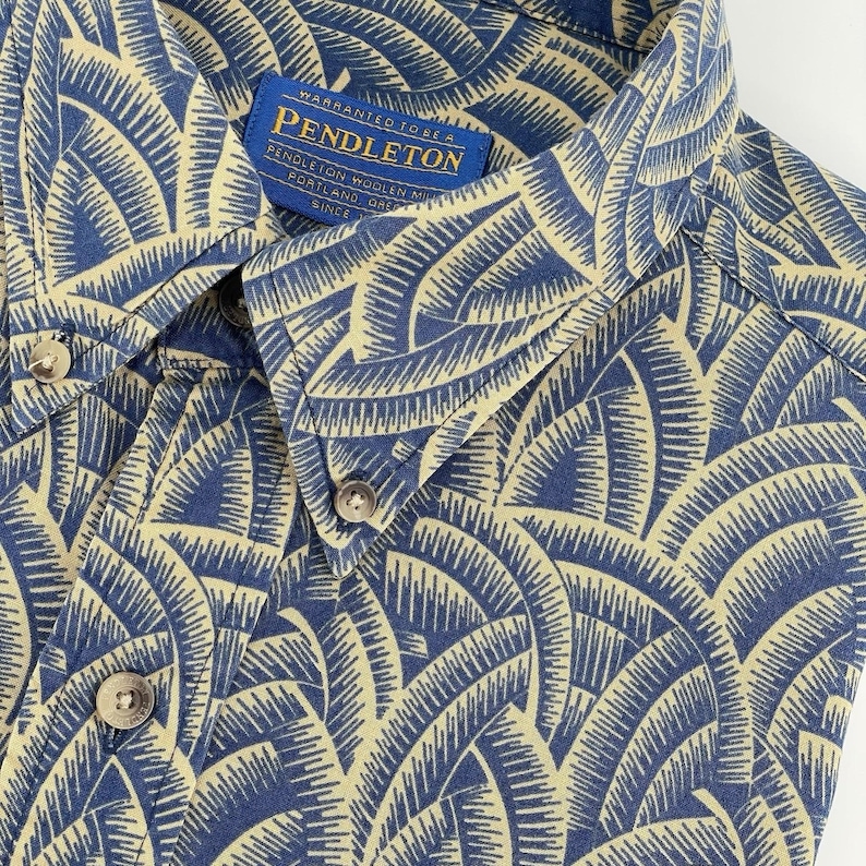 Pendleton Vintage Shirt Herren L Tan Blau Tropical Print Kurzarm Baumwolle USA Bild 1