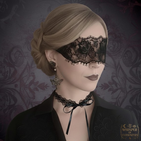 Gothic Black Lace Eye Mask & Choker – Dark Romance Style.