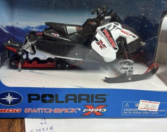 2POL57783A 1:16 Scale Switchback Pro-X 800 Sled White Newray