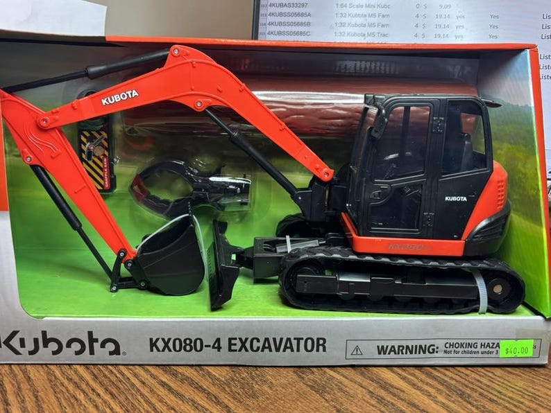 4KUBSS33166 1:18 KX080-4 Excavator with Interchangable parts bild 1