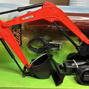 4KUBSS33166 1:18 KX080-4 Excavator with Interchangable parts bild 3