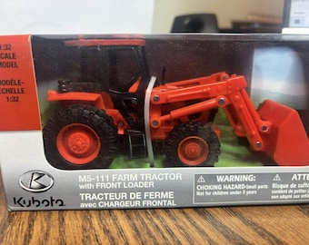 4KUBSS33533 1:32 Kubota Farm Tractor W/ Front Loader