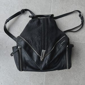 バッグ DIESEL LE-ZIPPER hand bag Vzip gimmick il_300x300.7508853775_8dvx.jpg