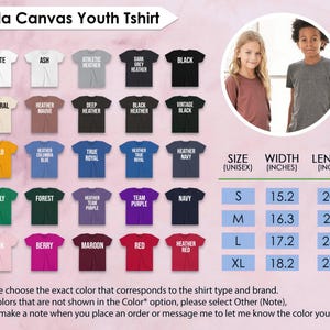 K&ouml;nnte beinhalten: Produktbild mit Bella Canvas Youth T-Shirts in verschiedenen Farben, darunter Wei&szlig;, Schwarz und Marineblau. Die Abbildung enth&auml;lt eine Gr&ouml;&szlig;entabelle mit Ma&szlig;en in Zoll und ein Foto von zwei Kindern, die die Shirts tragen.