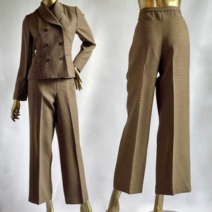 Cropped Tailored Double Breasted Blazer and Flat Front Trouser Medium