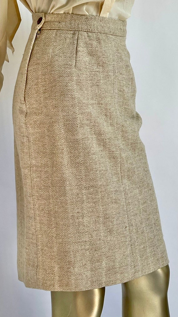 Gorgeous 1970's Herringbone Wool Pencil Skirt Tan… - image 1