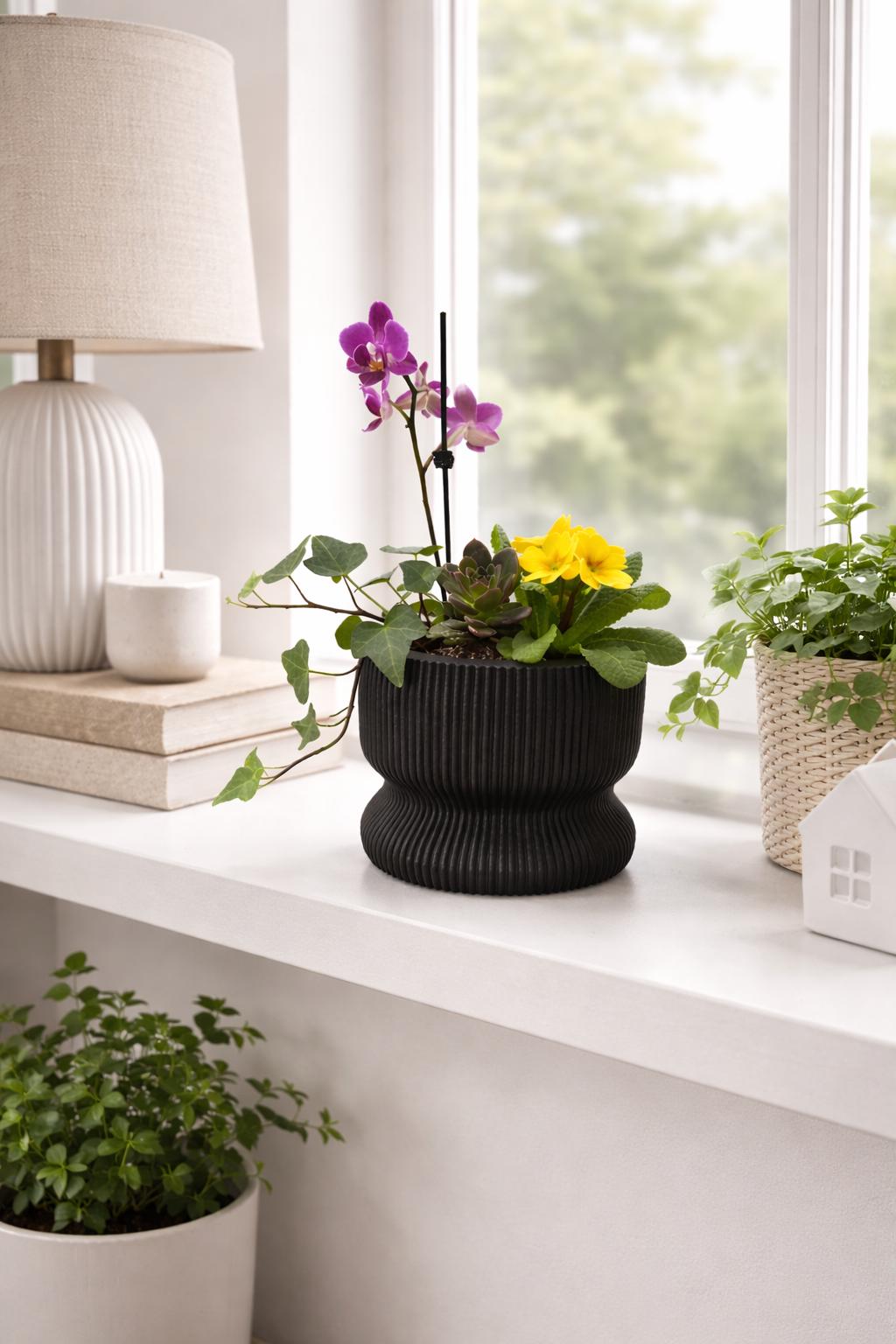 planter box plastic Mayne Lakeland 20