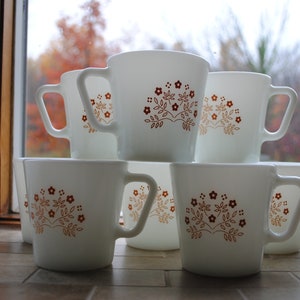 Pyrex Corning Coffee Tea Mugs in The Summer Impressions Ginger Brown Flowers and Leaves