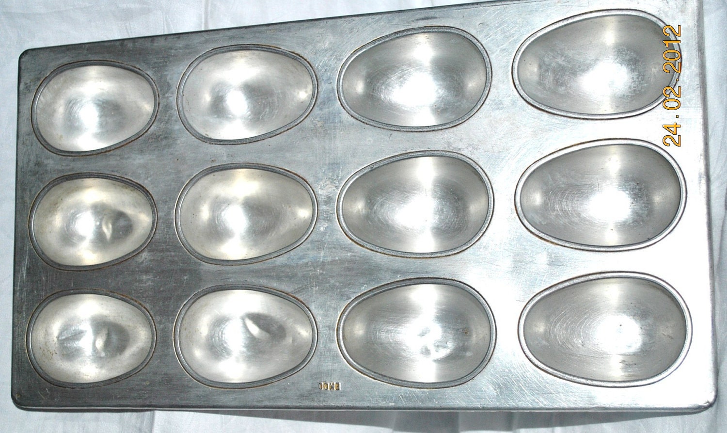 Egg Shaped Baking Pan Etsy