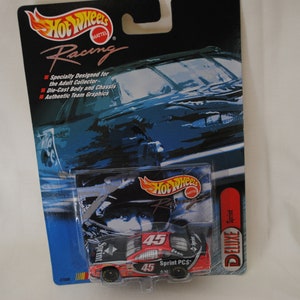 Kyle Petty Hot Wheels Racing Number 45 Sprint PCS Chevrolet Monte Carlo Die Cast 1:64 Scale Car