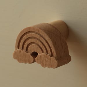 Tirador de madera arcoíris para dormitorio de niña: tirador de madera hecho a mano para muebles | tirador para armarios y cómodas, ideal para muebles de IKEA, por ejemplo, Hemnes