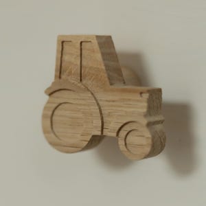 Tirador de madera con forma de tractor para cajones y armarios de habitaciones infantiles y de guardería • Compatible con IKEA Hemnes, Kallax y Pax