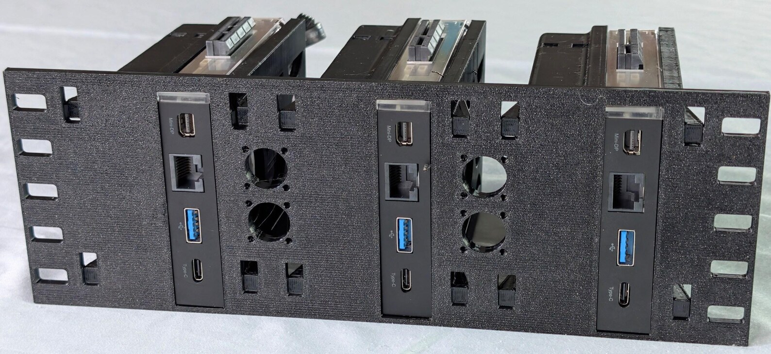 Zima Blade 1 2U Enclosure for 10