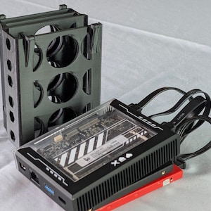 Zima Blade 1 2U Enclosure for 10