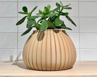 3D Printed Planter - The Dewdrop - with Liner, Drainage - 4" Pot - Home Decor