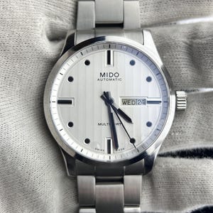 Reloj automático vintage Mido Multifort para hombre, esfera blanca, día y fecha, fabricado en Suiza, de acero inoxidable.