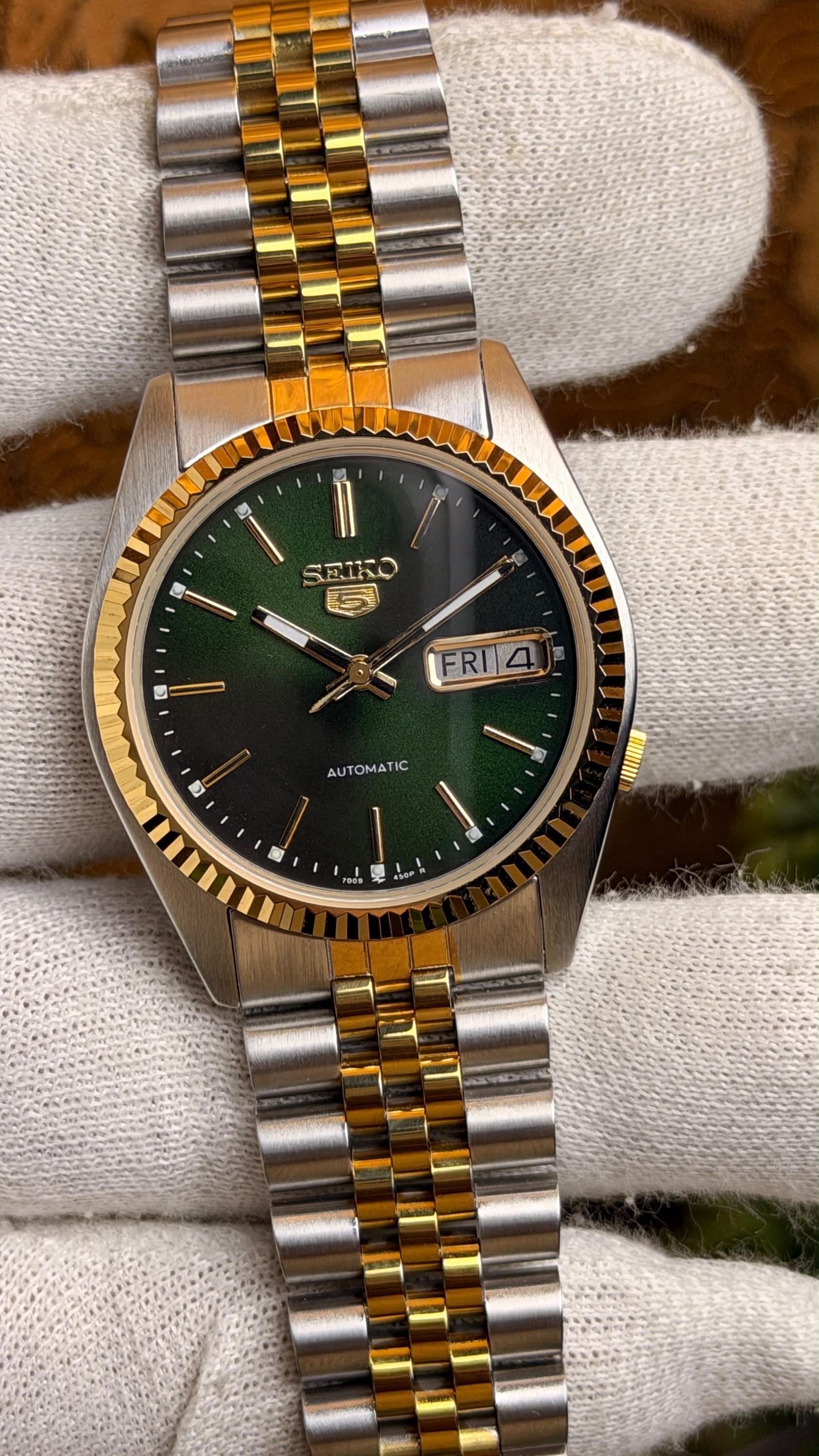 SEIKO5オーバーホール済ゴールドケースデイデイトヴィンテージグリーン Vintage Seiko 5 Green Dial - Etsy