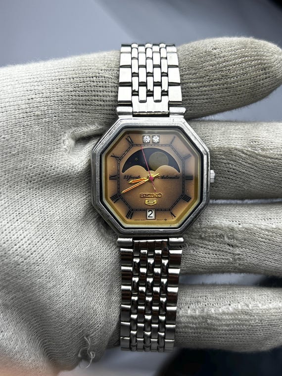 Vintage Seiko Automatic Octagonal Watch | Gold Dial Moonphase