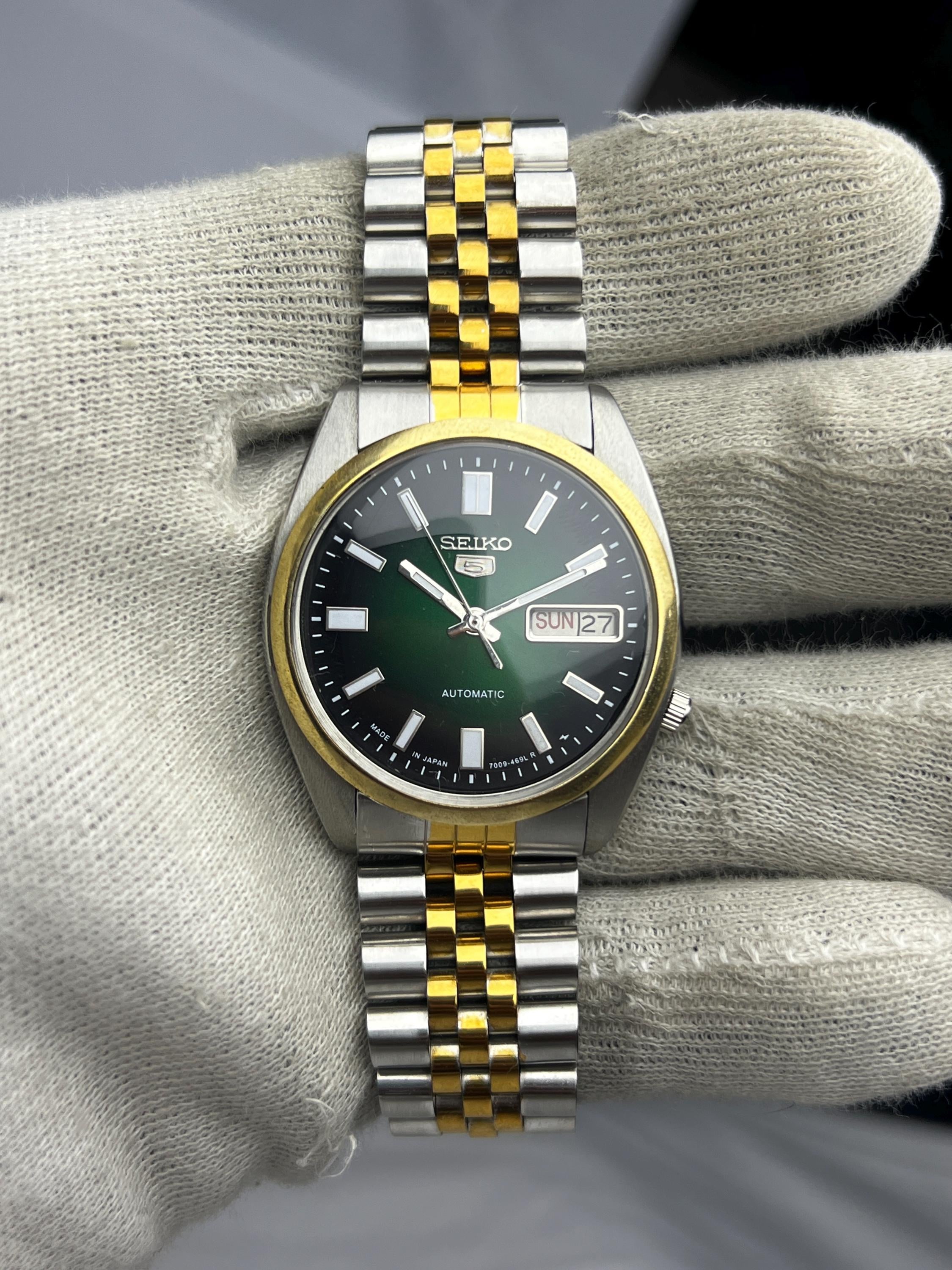 ⭐︎最終値下げ⭐︎SEIKO 腕時計　Timeless ゴールド グリーン Seiko Green Gold - Etsy