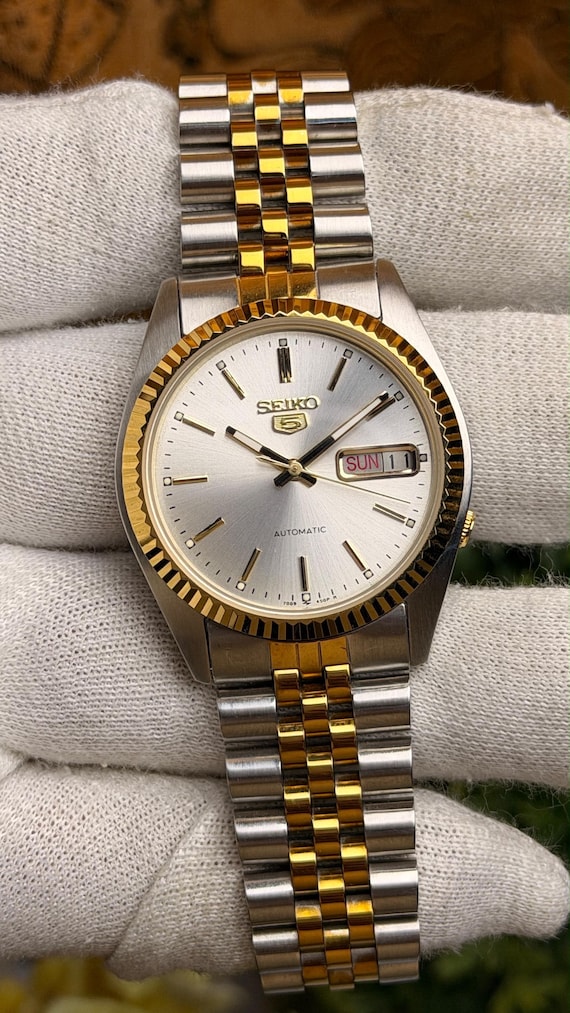 seiko 5 snxj90 datejust dress gold silver Vintage Automatic Two-tone Watch | English & Arabic Day-date, Stainless Steel blck40