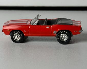 Johnny Lightning Playing Mantis 1969 Chevy CAMARO SS Rojo Blanco Rayas de Carreras 1996