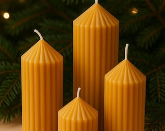 Ribbed Beeswax Candle Set – 4 Natural Pillar Candles | Handcrafted 100% Beeswax | Eco-Friendly Gift | Meduotas