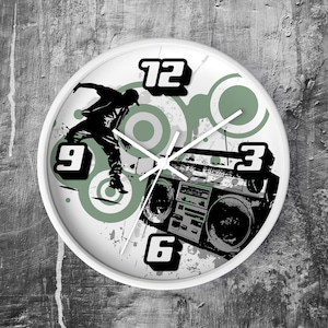 Horloge murale Hip Hop Boombox Y2K | Horloge Frutiger Metro Vector Garden | Décoration graffiti danse urbaine années 2000