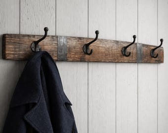 Appendiabiti a doghe in botte di whisky / Appendiabiti da parete rustico da 34,5" / Legno di botte recuperato / Portasciugamani da fattoria / Organizzatore per ingresso fatto a mano