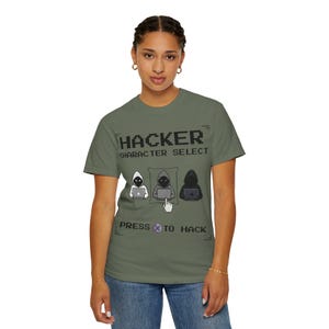 Hacker Charakter Auswahl T-Shirt - Pixel Art Comfort Colors Shirt