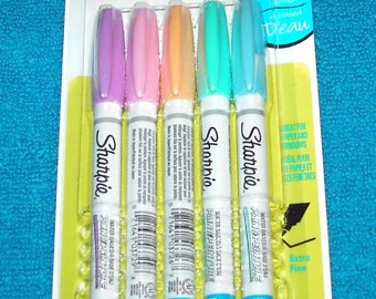 Sharpie Extra Fine Tip - Water Based Color Paint Markers