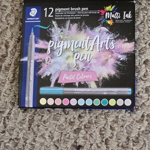Staedtler 12 Pigment Brush Pens - Multi Ink - Pastel Colours