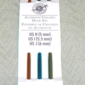 Loops & Threads Crochet Hooks - G/6 - H/8 - I/9 -  Pastel Colors