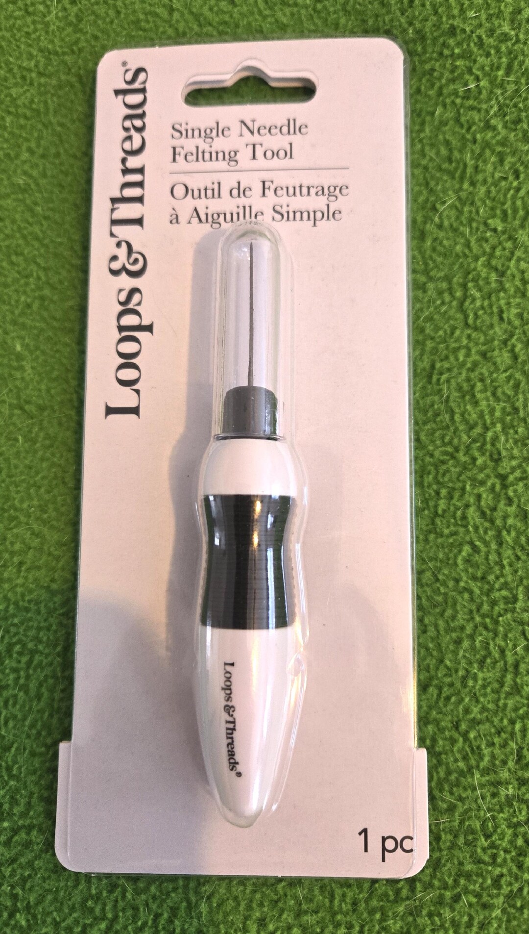 Thread Loop Tool Loops & Threads Single Needle Felting Tool - Black and White Handle - Etsy