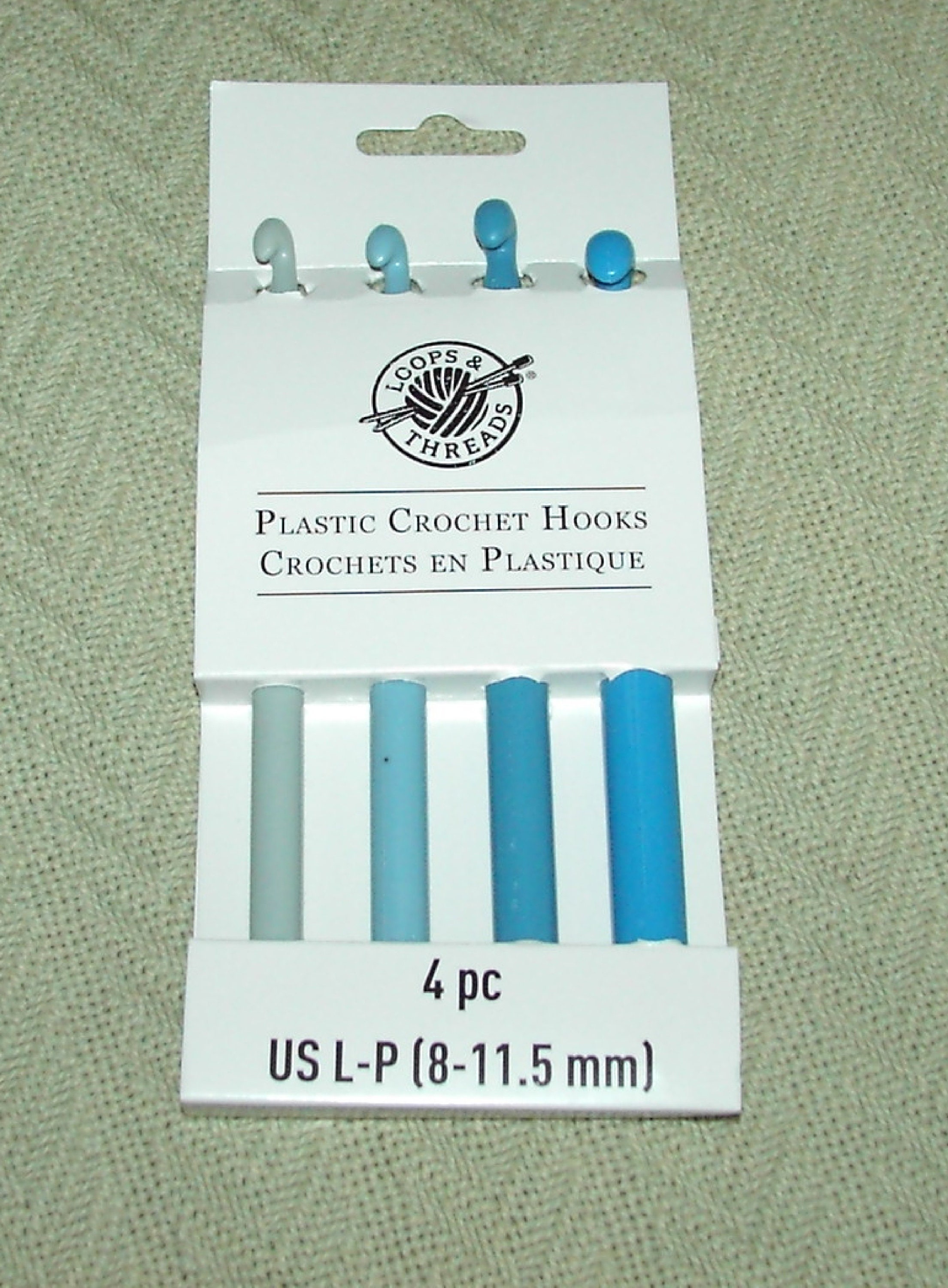 Boye Plastic Blue Crochet Hooks Four 4 Pack Sizes US L-P 8 11.5 Mm