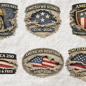 Puede incluir: Seis diseños patrióticos con la bandera estadounidense y frases. Los diseños incluyen el texto "Freedom Endures", "United We Stand", "America", "American Heritage", "250 Years Strong" y "America 250". Los diseños también incluyen los años 1776-2026.