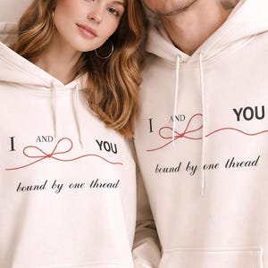 Impresión de una historia de amor con hilo rojo, arte minimalista de pareja (descarga digital)